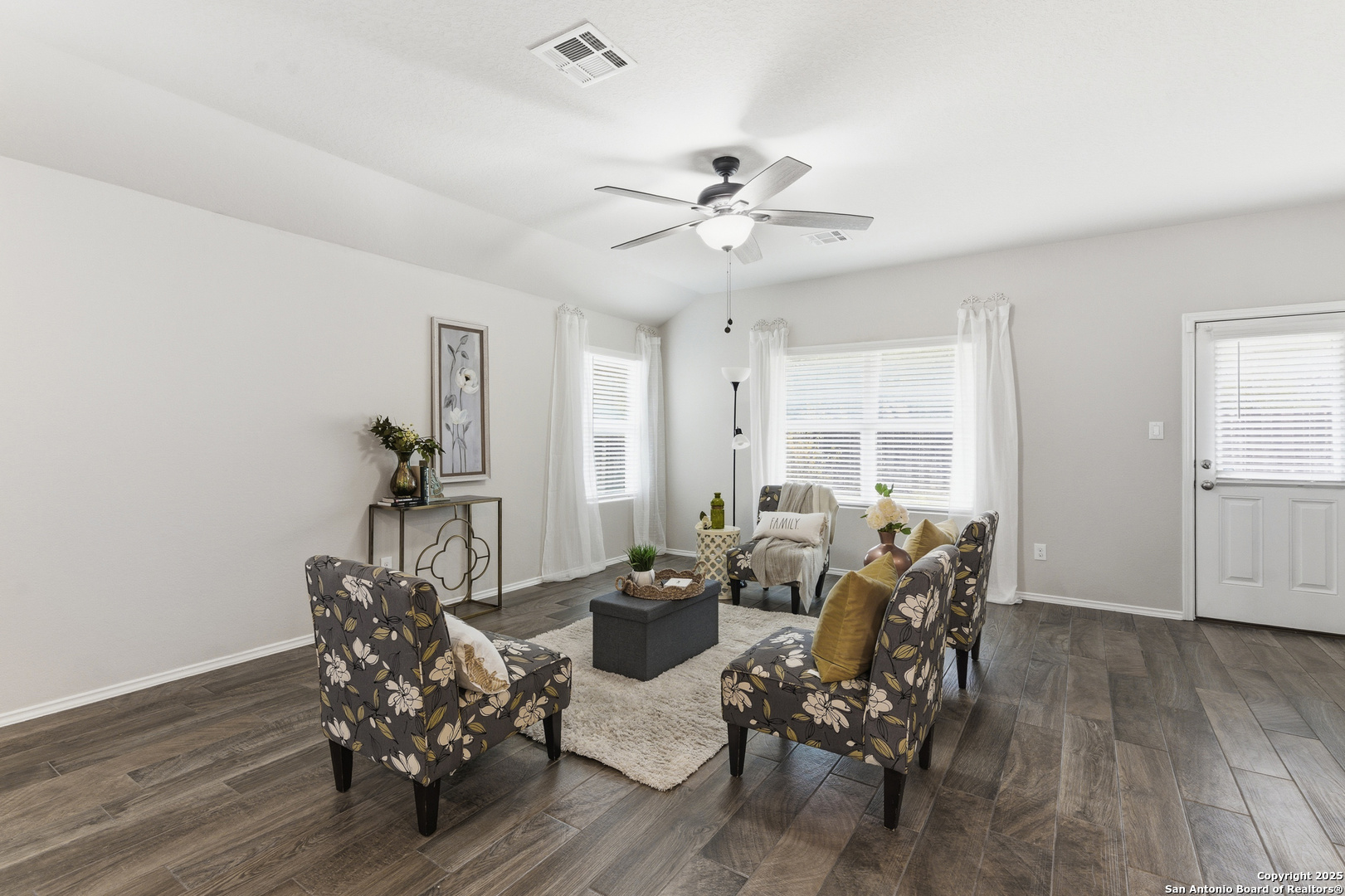 32125 Giant Oak Bulverde, TX 78163 - Photo 5 of 46