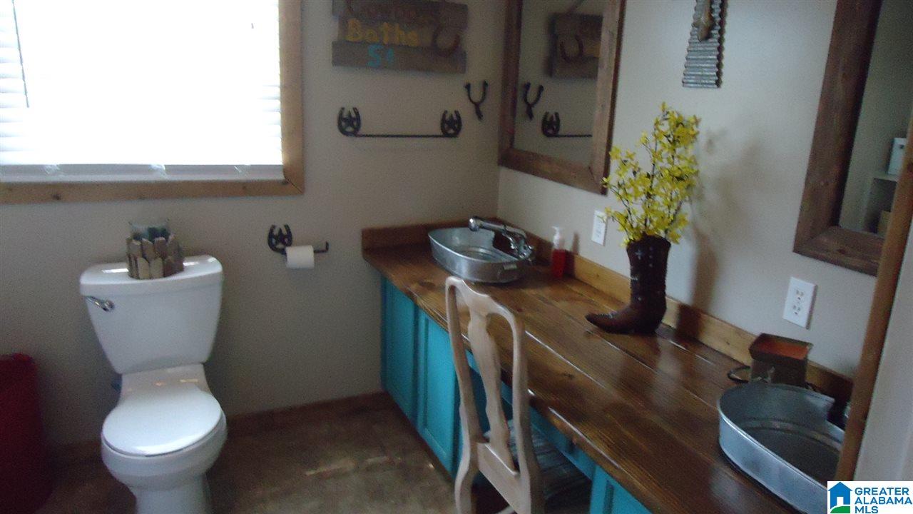 2474 Old Choccolocco Road Anniston, AL 36207 - Photo 10 of 19