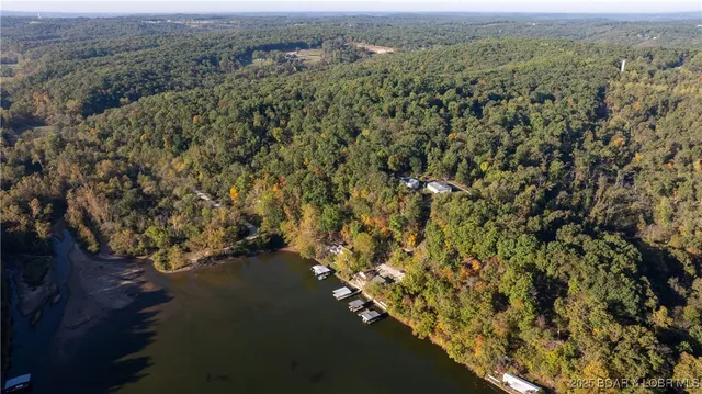 $349,000 | 64 Possum Hollow Court, Camdenton, MO 65020