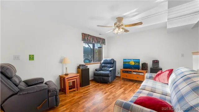 $349,000 | 64 Possum Hollow Court, Camdenton, MO 65020