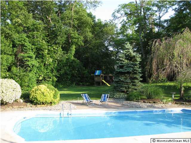 1508 Butler Way Belmar, NJ 07719 - Photo 2 of 3 a view of a yard