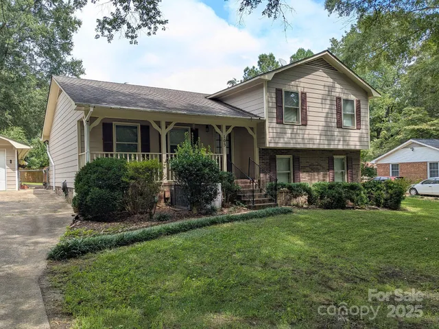 $375,000 | 105 Redcoat Drive, Fort Mill, SC 29715