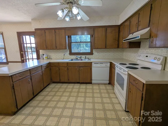 $375,000 | 105 Redcoat Drive, Fort Mill, SC 29715