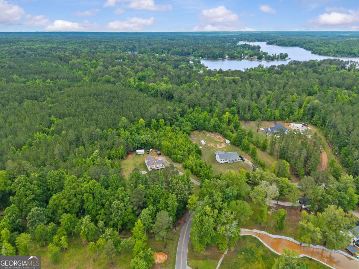 153 Twisting Hill Road Eatonton, GA 31024 - Photo 11 of 35