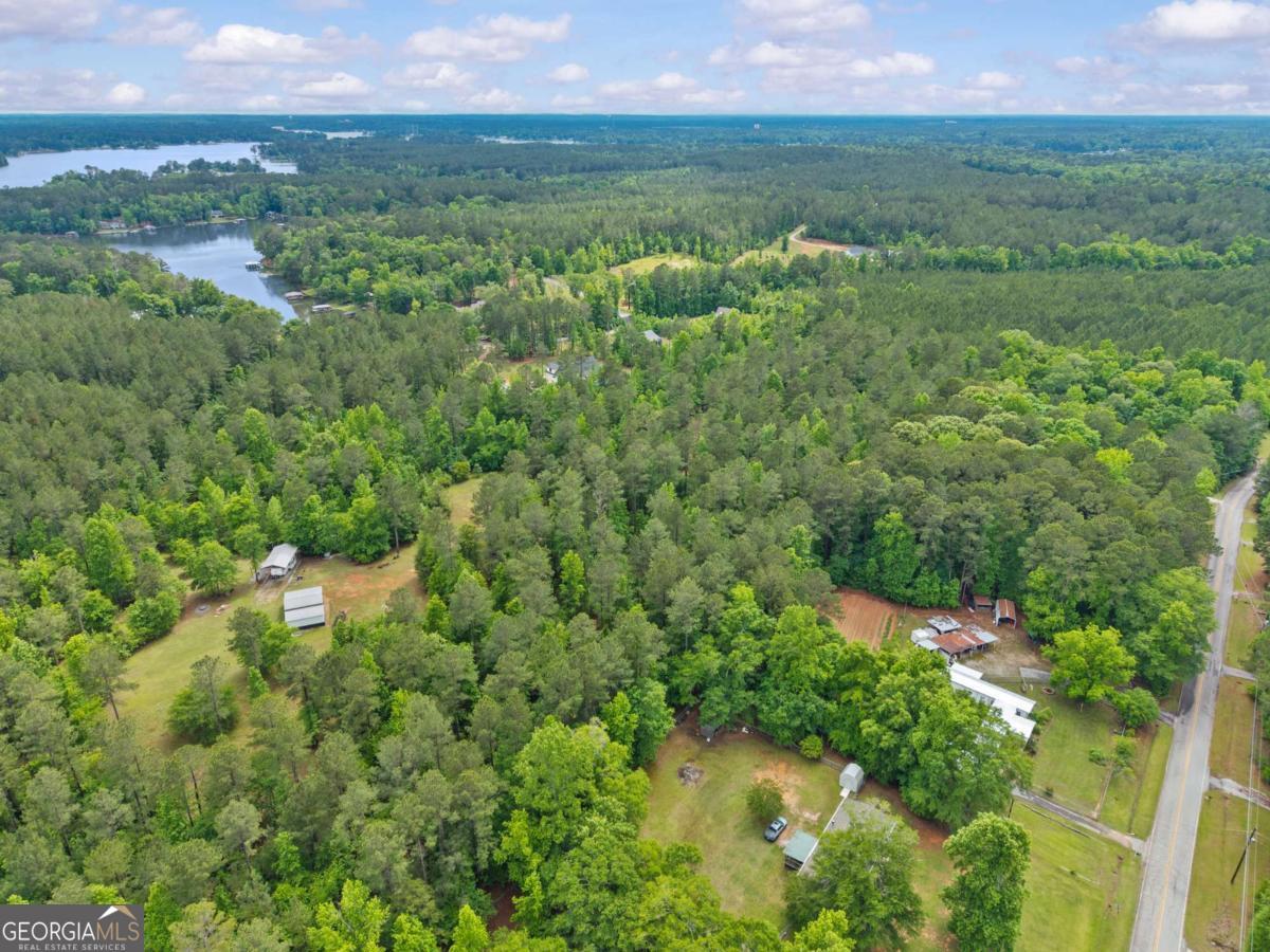 153 Twisting Hill Road Eatonton, GA 31024 - Photo 18 of 35