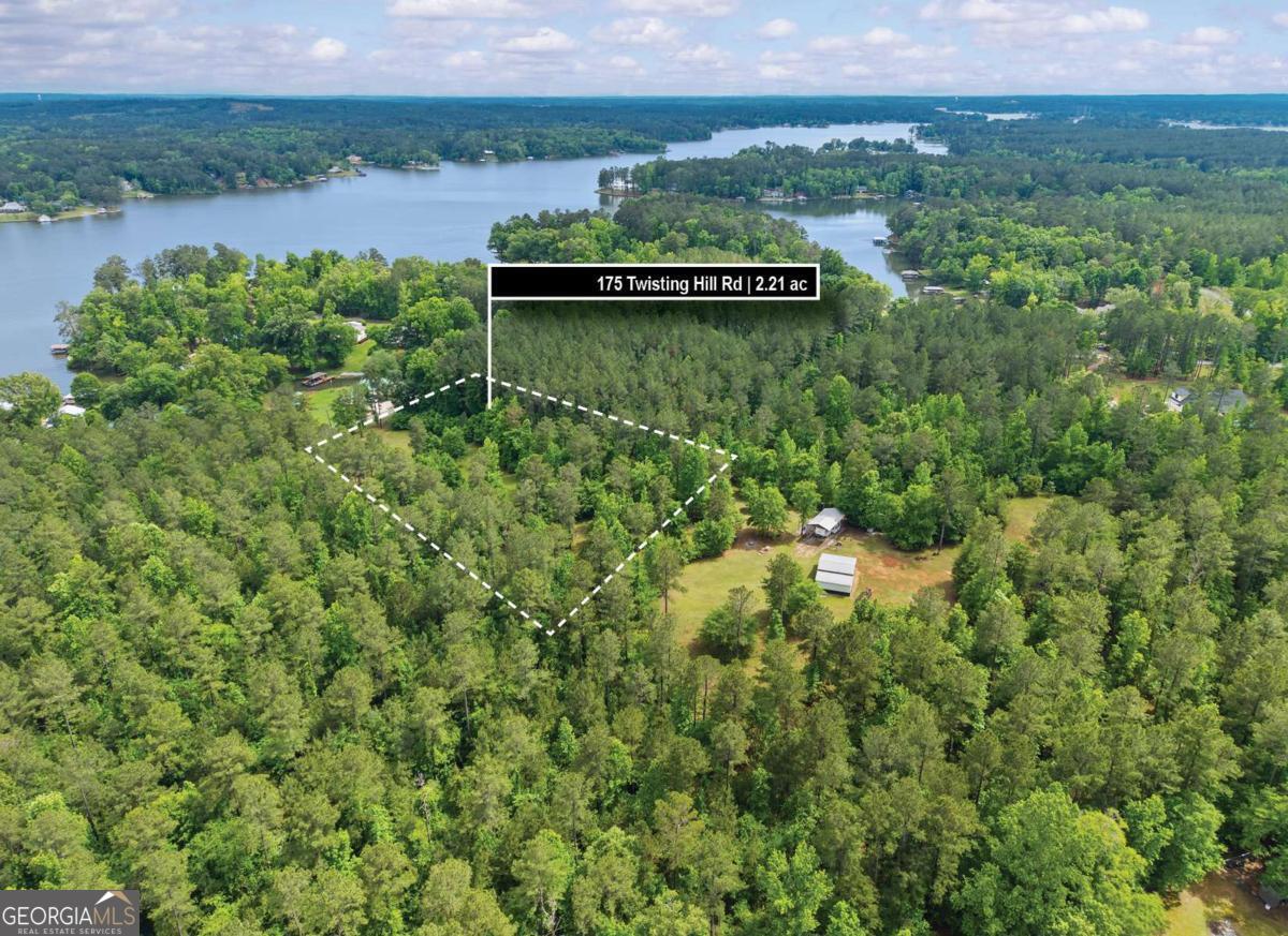 153 Twisting Hill Road Eatonton, GA 31024 - Photo 3 of 35