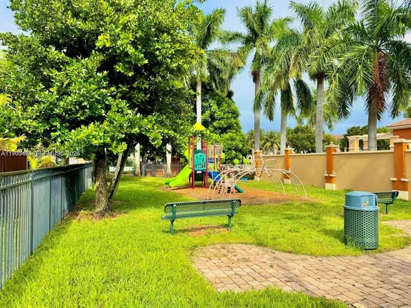 $2,575 | 2584 Southwest 122nd Terrace, Unit 1502, Miramar, FL 33025