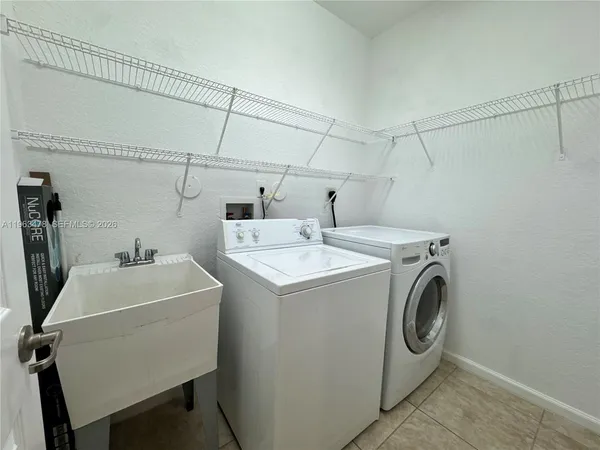 $2,575 | 2584 Southwest 122nd Terrace, Unit 1502, Miramar, FL 33025