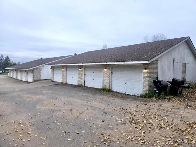 $1,595 | 2463 Cochrane Drive, Unit F, Woodbury, MN 55125