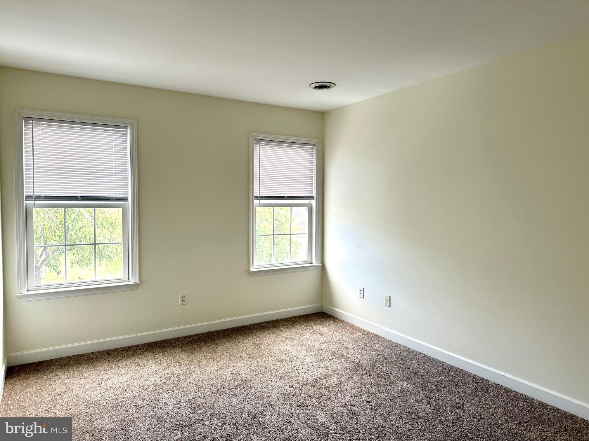 207 Springmont Drive Reading, PA 19610 - Photo 11 of 14