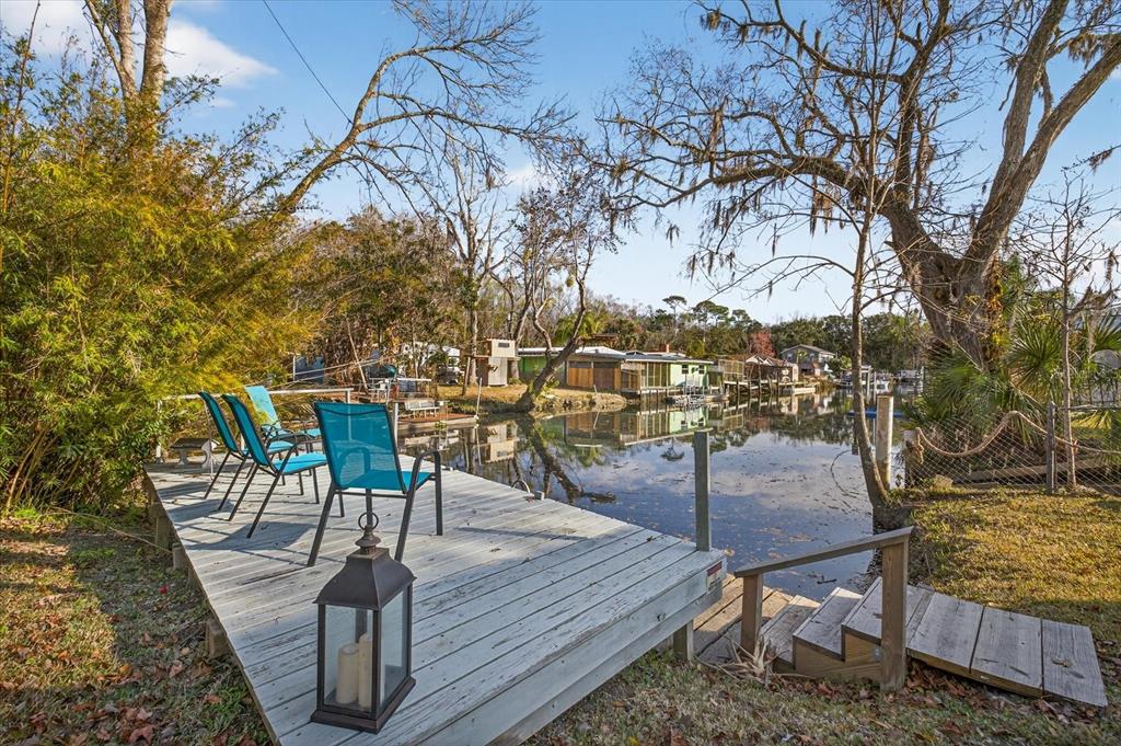 7286 Aberdeen Court Weeki Wachee, FL 34607 - Photo 24 of 37 a view of a outdoor space