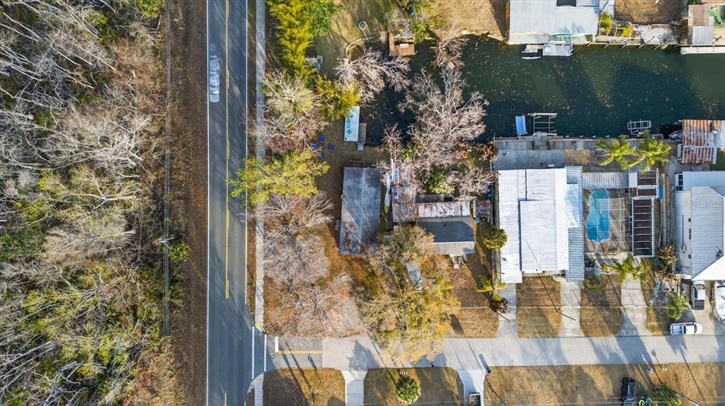 7286 Aberdeen Court Weeki Wachee, FL 34607 - Photo 35 of 37 view of balcony with outdoor seating