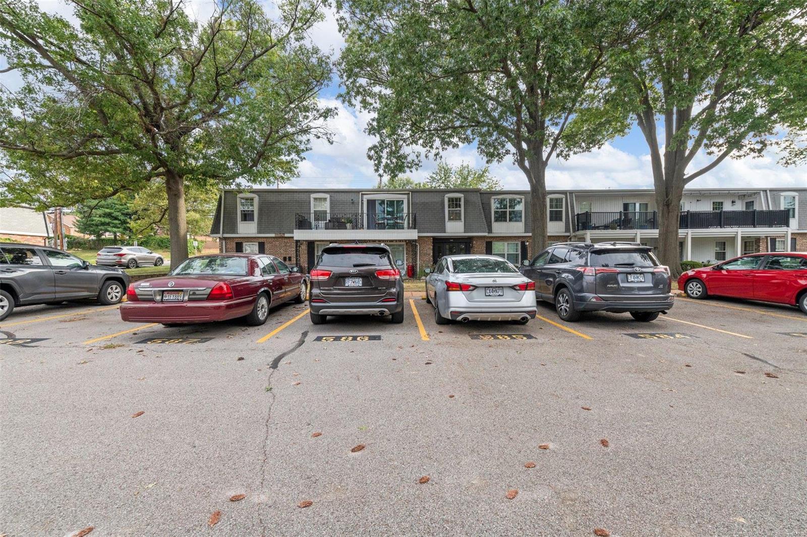 1660 Blue Ridge Drive, Unit B St. Louis, MO 63125 - Photo 2 of 22