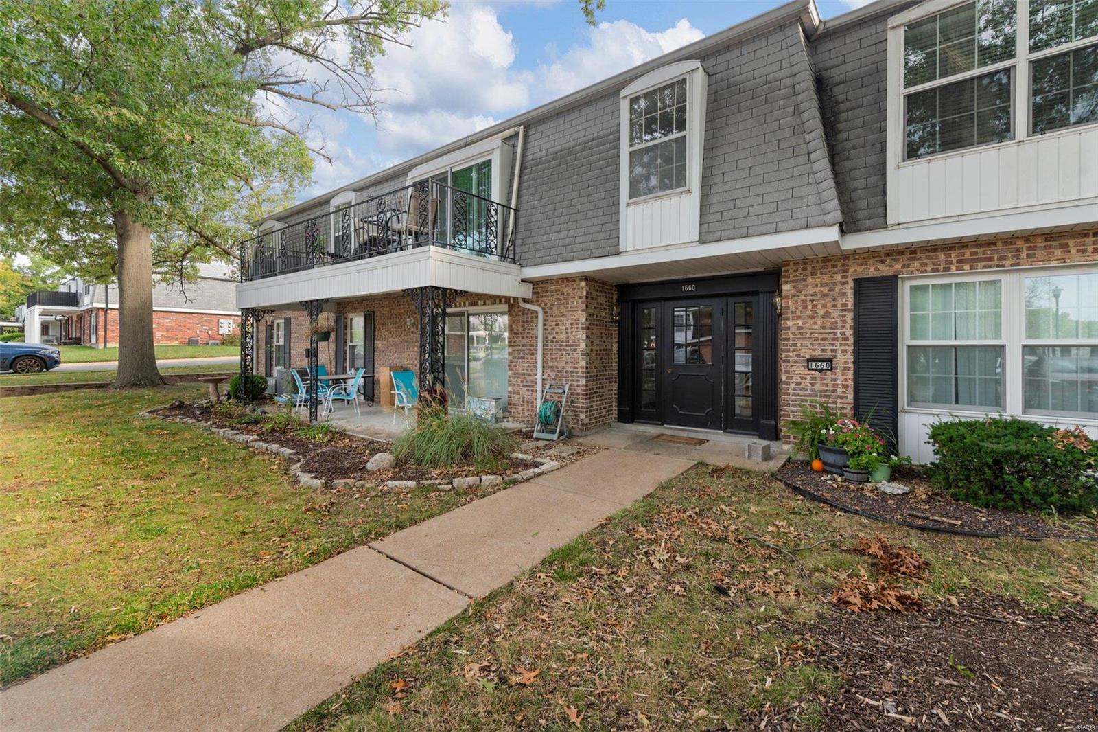 1660 Blue Ridge Drive, Unit B St. Louis, MO 63125 - Photo 3 of 22