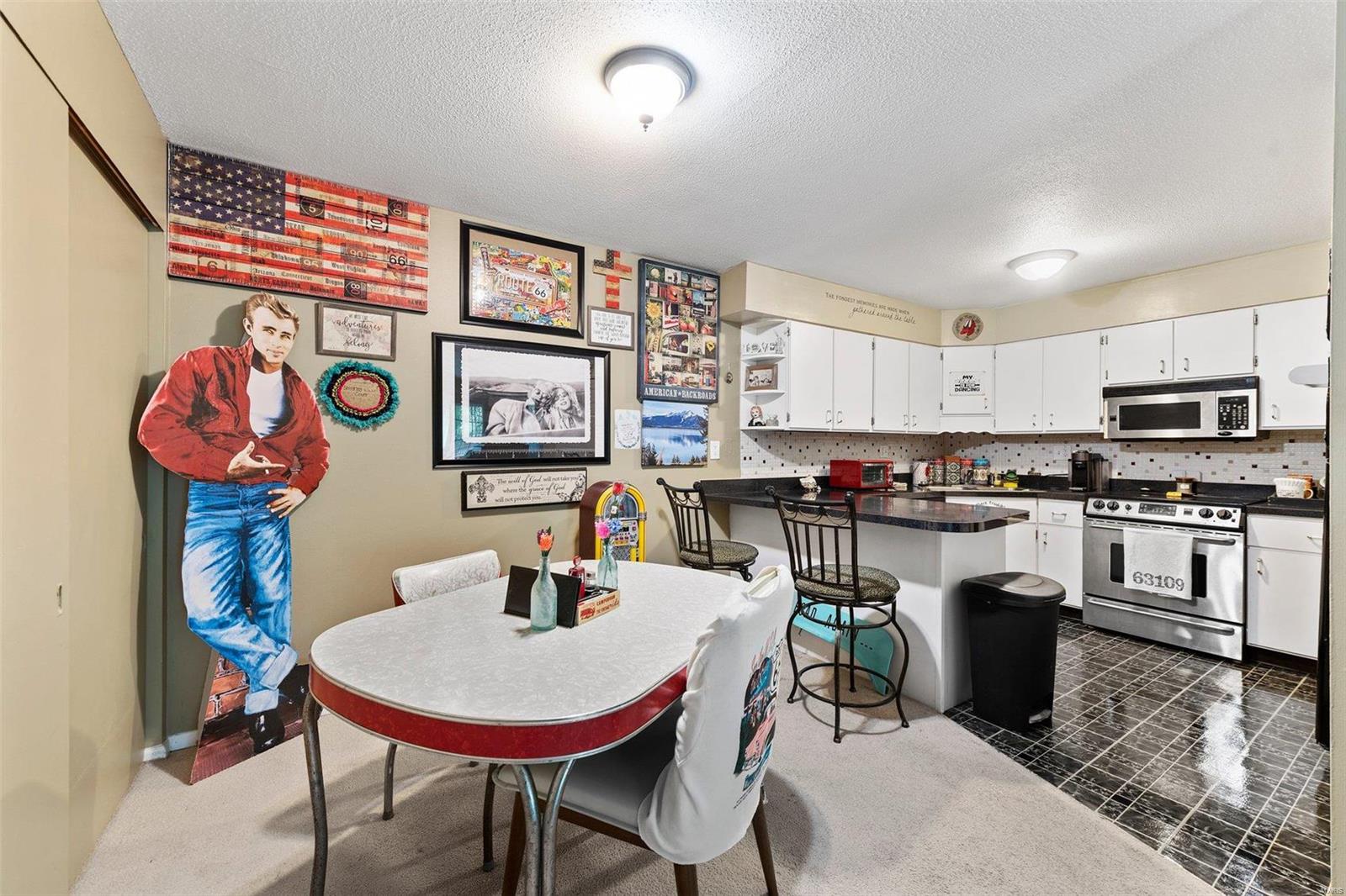 1660 Blue Ridge Drive, Unit B St. Louis, MO 63125 - Photo 8 of 22