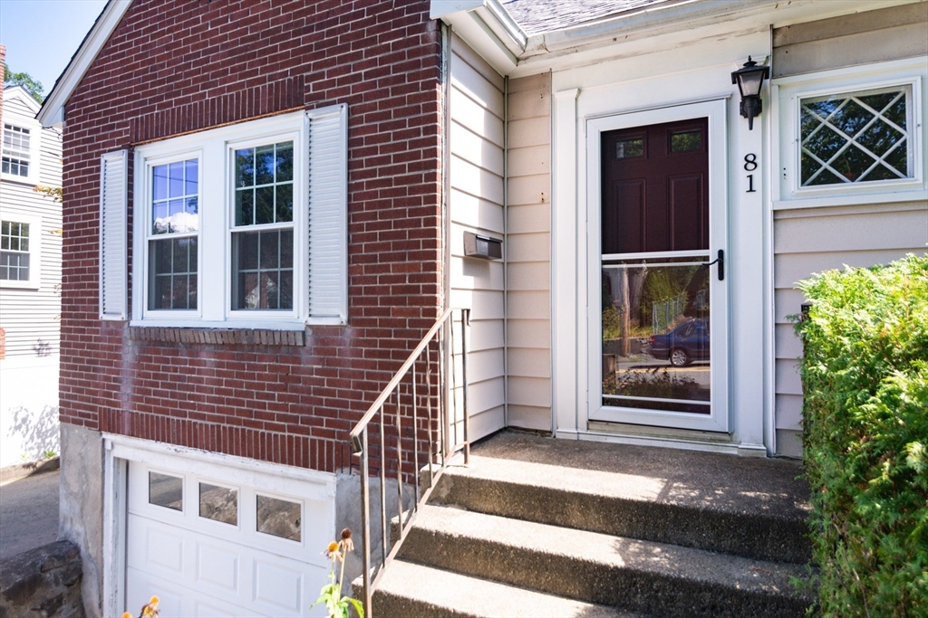 81 Prentice Street Waltham, MA 02451 - Photo 2 of 26