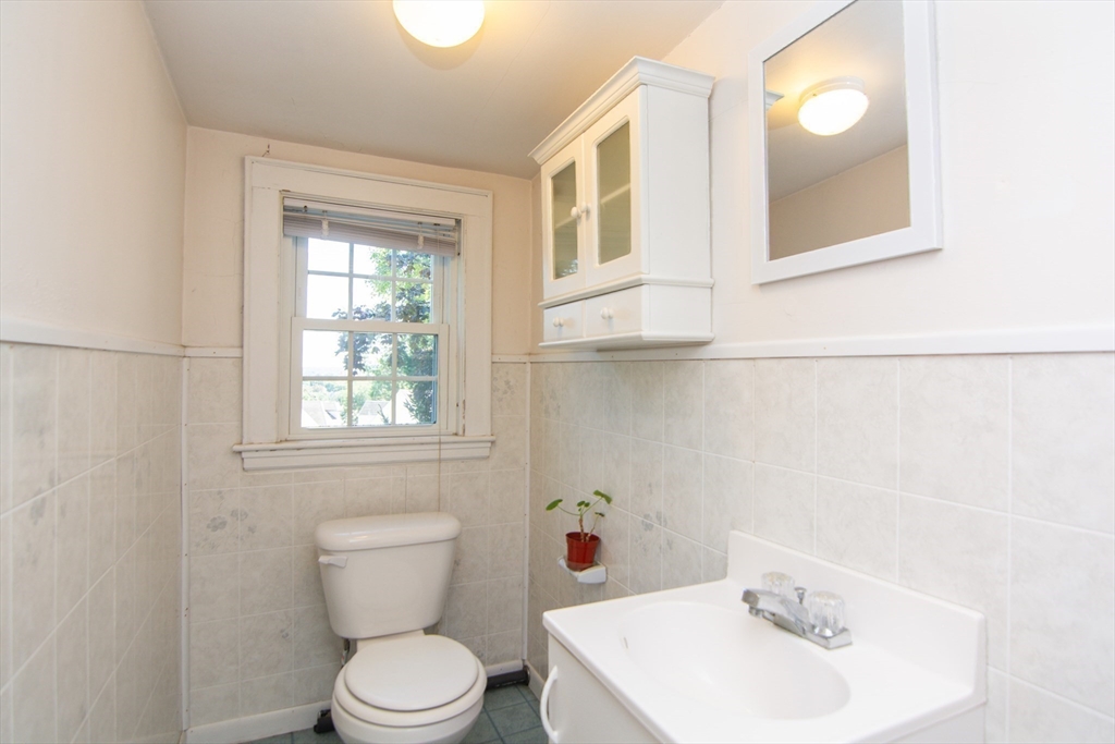 81 Prentice Street Waltham, MA 02451 - Photo 21 of 26