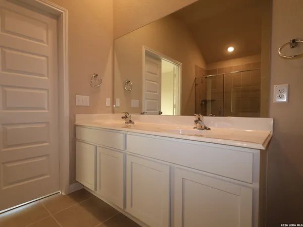 $334,990 | 8708 Rucker Pond Trail, San Antonio, TX 78252