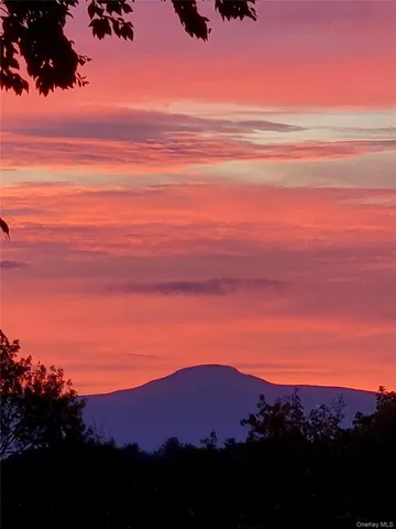 $6,500 | 461 Highway 199, Red Hook, NY 12571