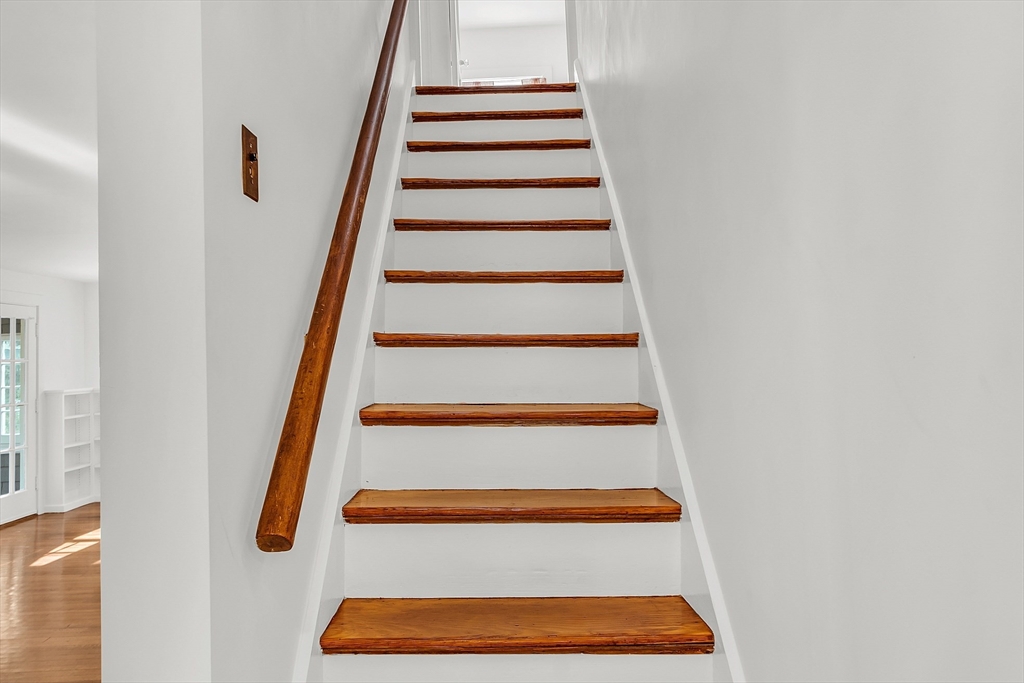 42 Locust Street Marblehead, MA 01945 - Photo 24 of 42 a view of entryway