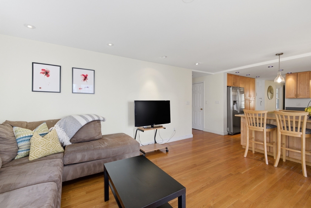 15 Ellison Road Lexington, MA 02421 - Photo 8 of 32 Gallery Image 8