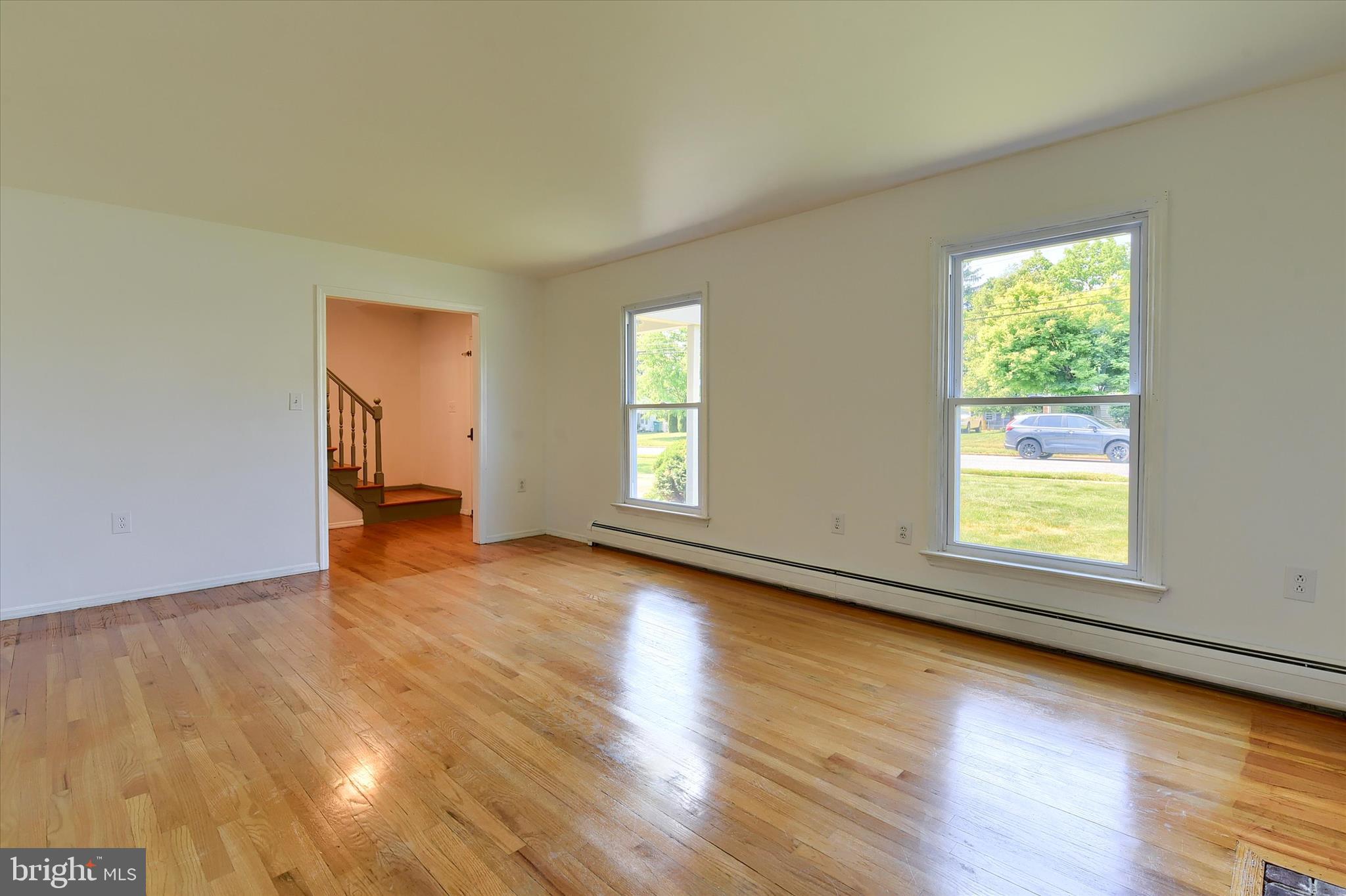 308 Glenn Road Camp Hill, PA 17011 - Photo 7 of 35