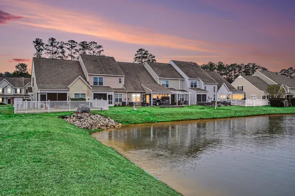 $300,000 | 520 Riverward Drive, Unit 520, Myrtle Beach, SC 29588