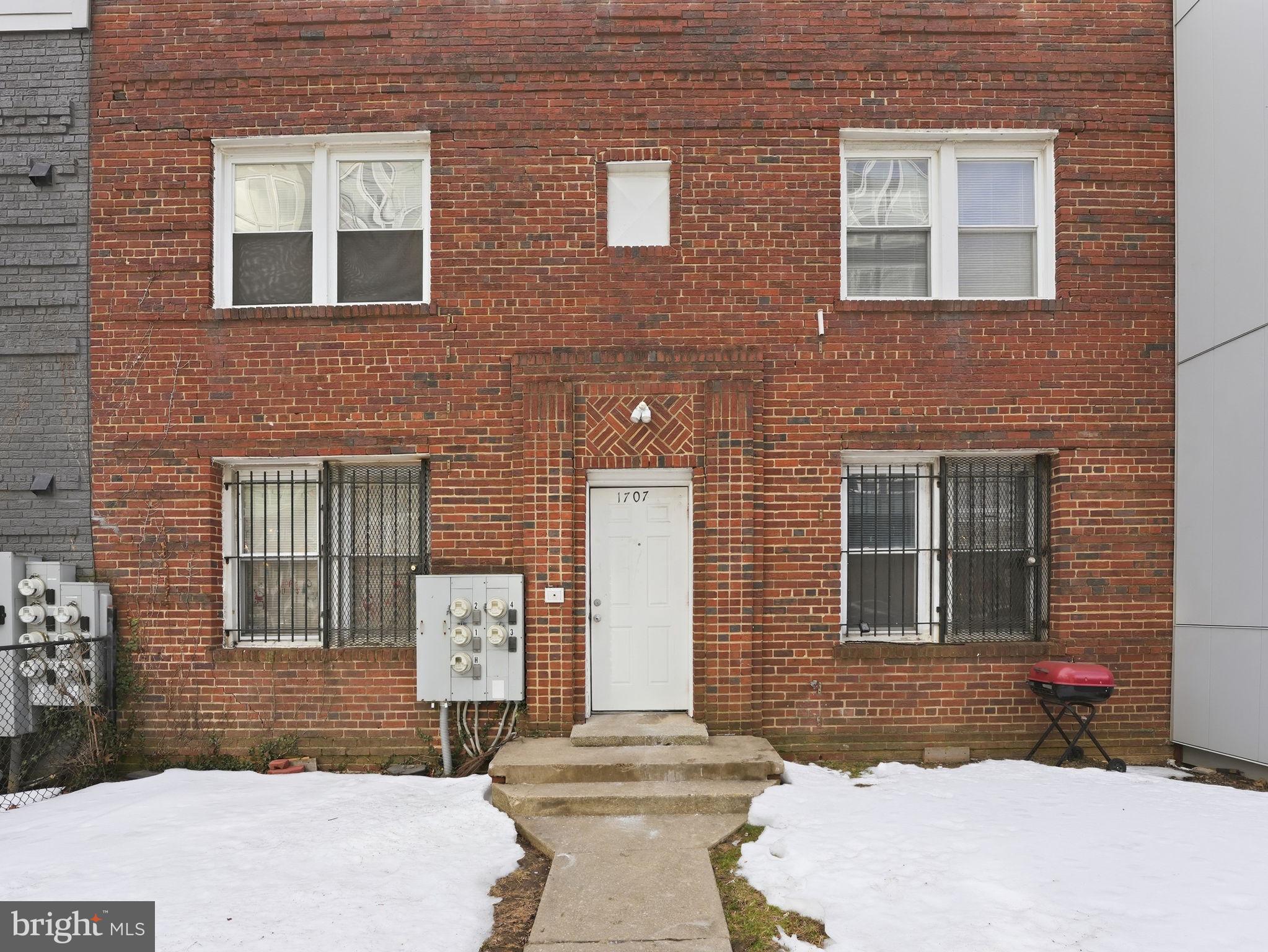 1707 H Street Northeast Washington, DC 20002 - Photo 2 of 38