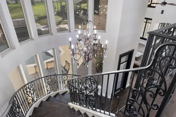 a view of entryway