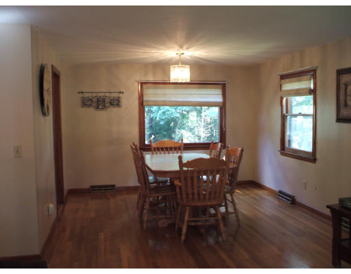 119 Cedar Road Longmeadow, MA 01106 - Photo 3 of 5