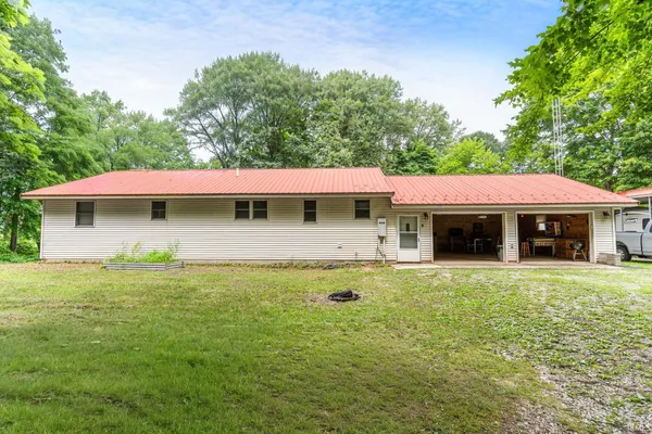 $430,000 | 3525 North 1100th Street East, Grovertown, IN 46531