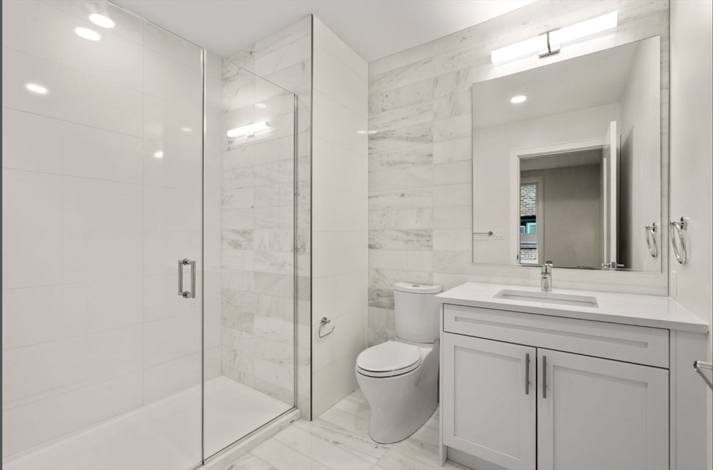 301 Border Street, Unit 402 Boston, MA 02128 - Photo 15 of 31