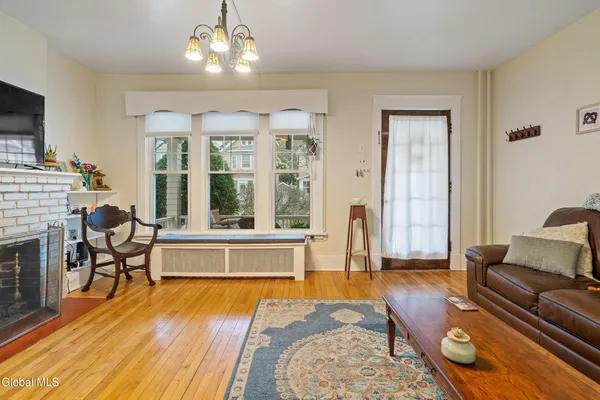 $299,900 | 115 Grove Avenue, Albany, NY 12208