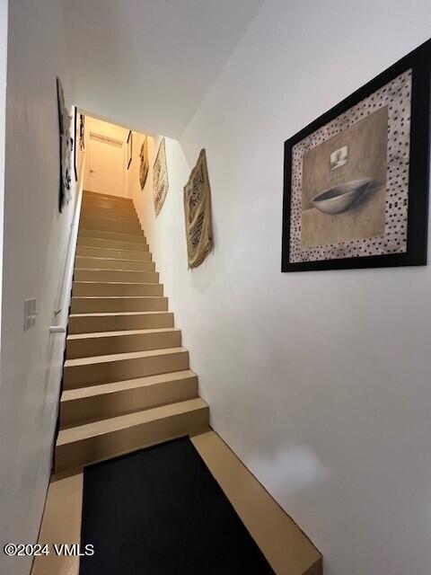 216 Eagle Street Red Cliff, CO 81649 - Photo 20 of 40 staircase 1