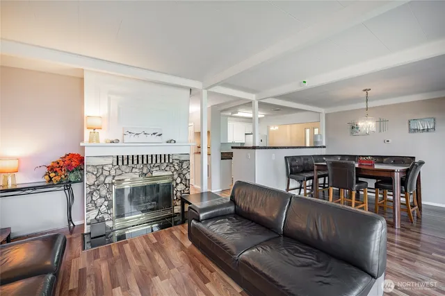 $925,000 | 6887 Holeman Avenue, Blaine, WA 98230