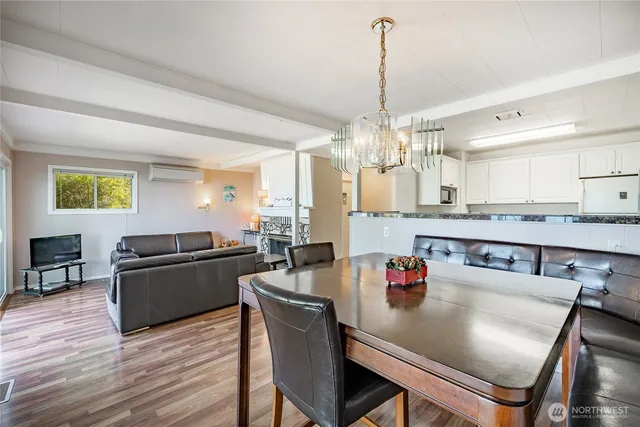 $925,000 | 6887 Holeman Avenue, Blaine, WA 98230