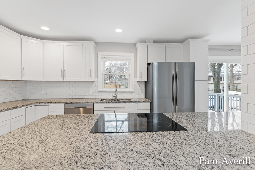 2133 Jensen Road Muskegon, MI 49444 - Photo 15 of 45 2133JensenRd14Lores
