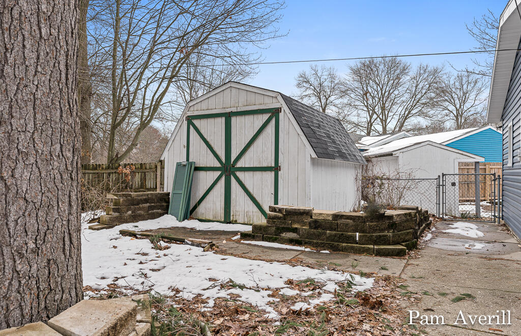 2133 Jensen Road Muskegon, MI 49444 - Photo 10 of 45 2133JensenRd09Lores