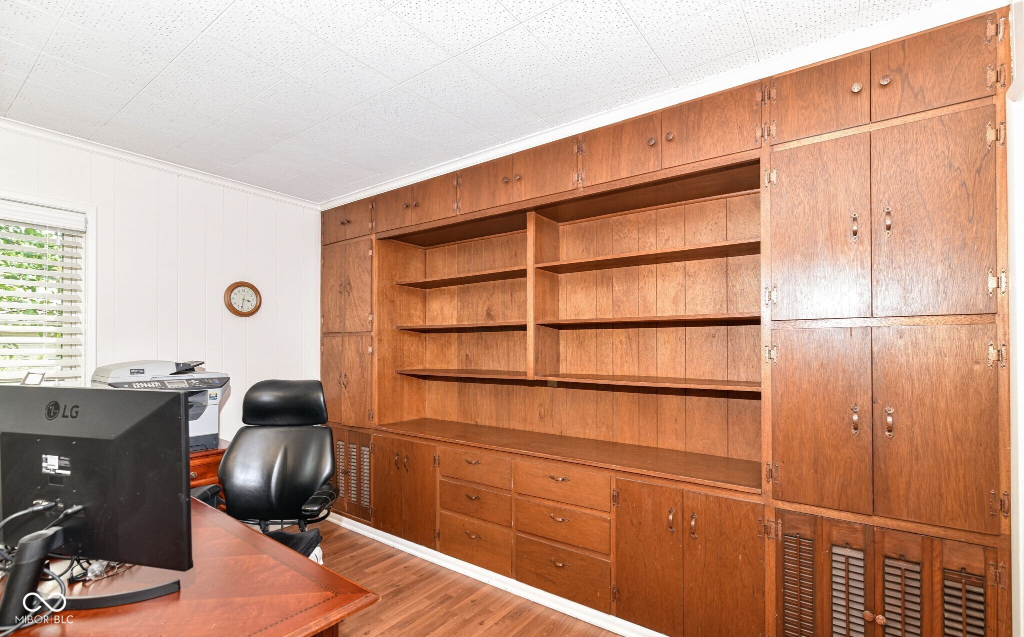 5828 Andover Road Indianapolis, IN 46220 - Photo 12 of 37