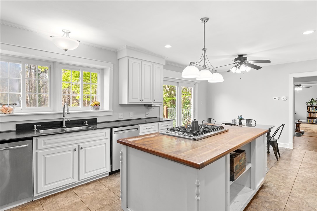 112 Briar Creek Lane Anderson, SC 29621 - Photo 8 of 50