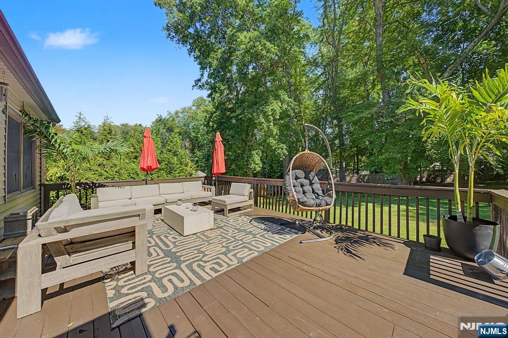89 Closter Dock Road Closter, NJ 07624 - Photo 28 of 38 Gallery Image 28