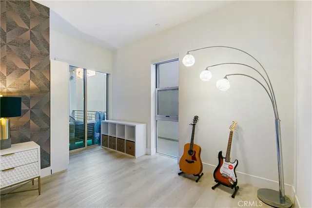 $669,000 | 6735 Yucca Street, Unit 107, Los Angeles, CA 90028