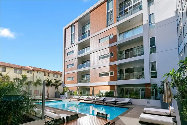 $669,000 | 6735 Yucca Street, Unit 107, Los Angeles, CA 90028