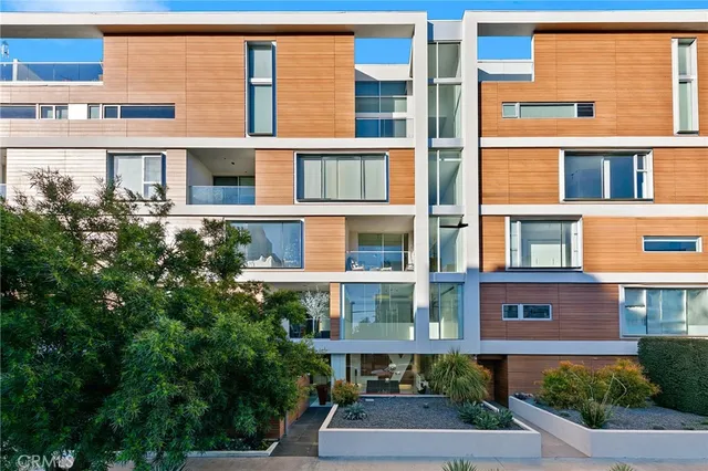 $669,000 | 6735 Yucca Street, Unit 107, Los Angeles, CA 90028