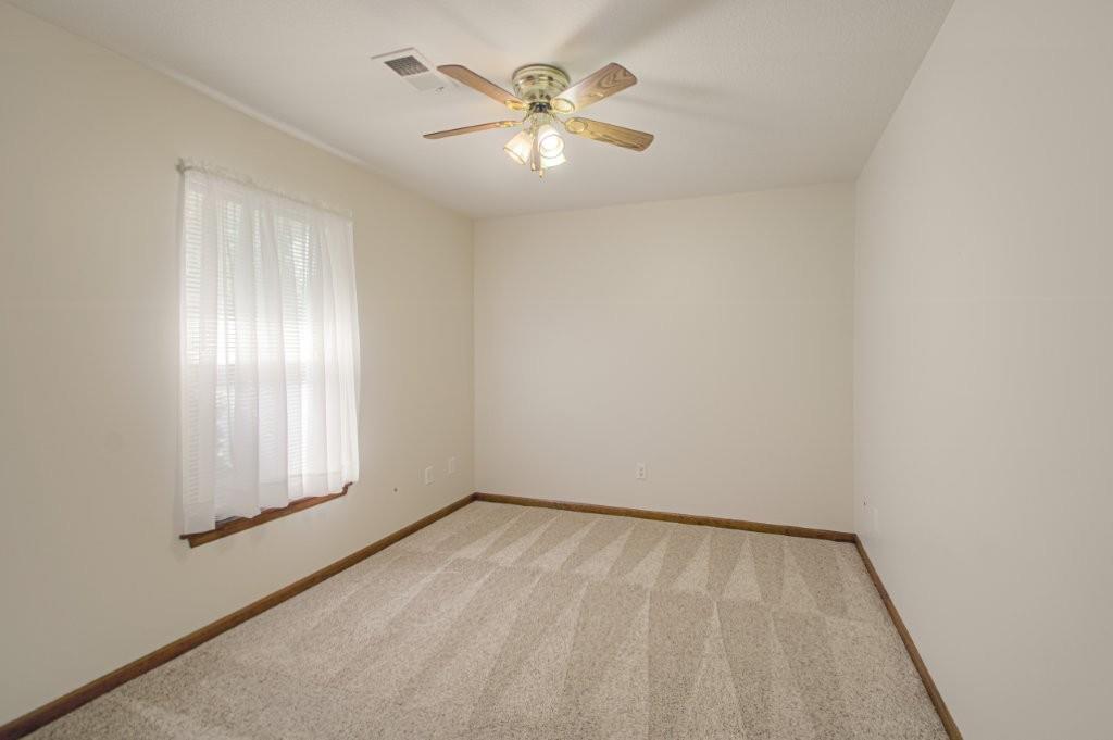 603 Southwest Creek Ridge Drive . Grain Valley, MO 64029 - Photo 15 of 26 Gallery Image 15