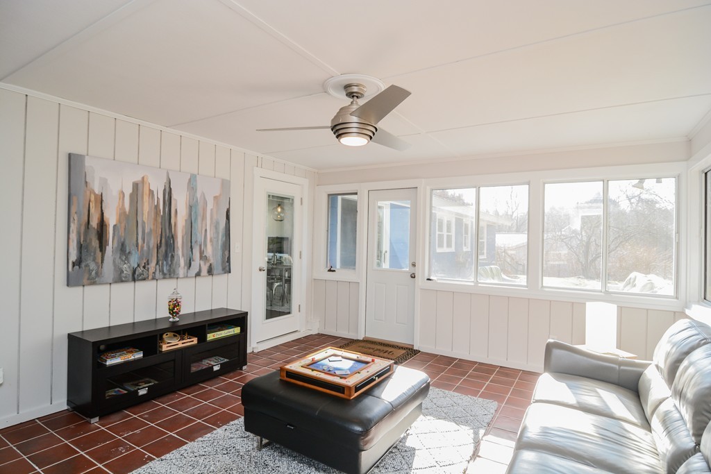 11 Temi Road Chelmsford, MA 01824 - Photo 24 of 30