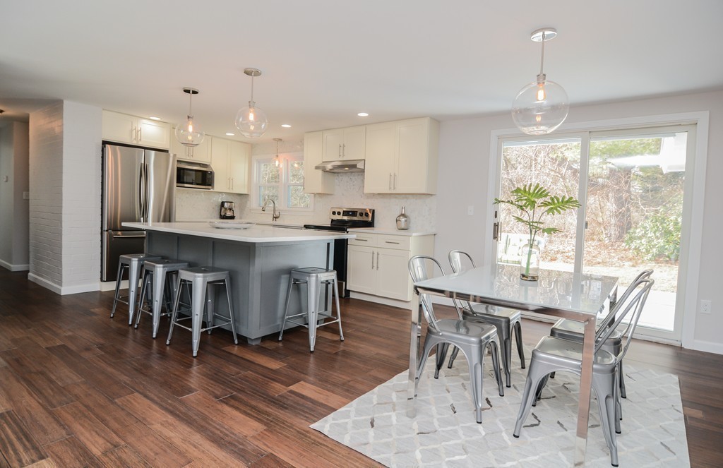 11 Temi Road Chelmsford, MA 01824 - Photo 8 of 30