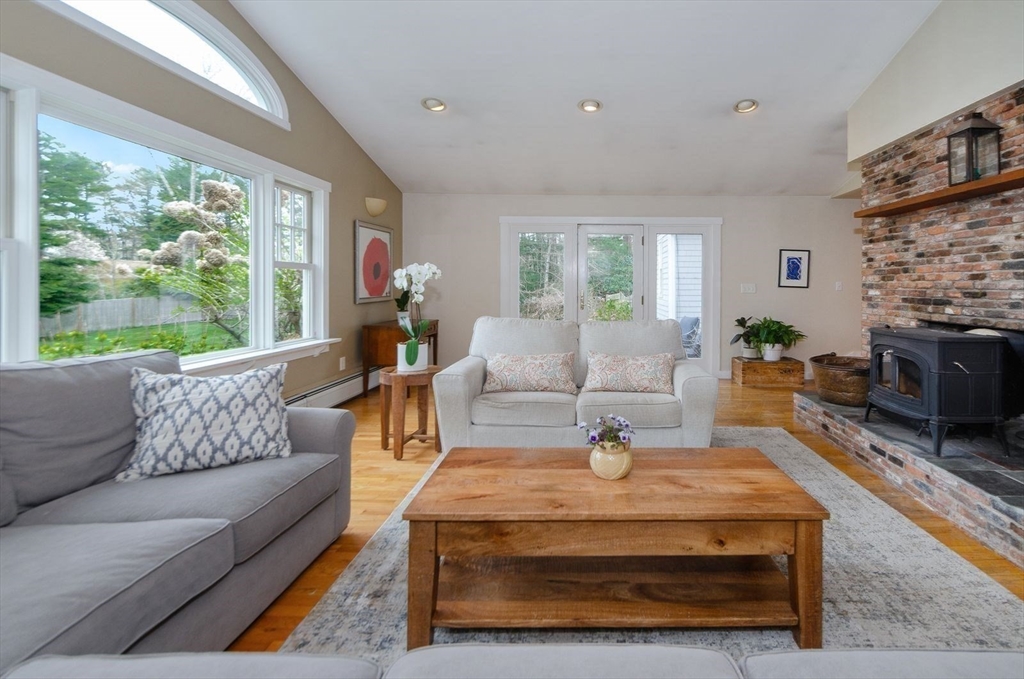 19 Register Road Marion, MA 02738 - Photo 17 of 32
