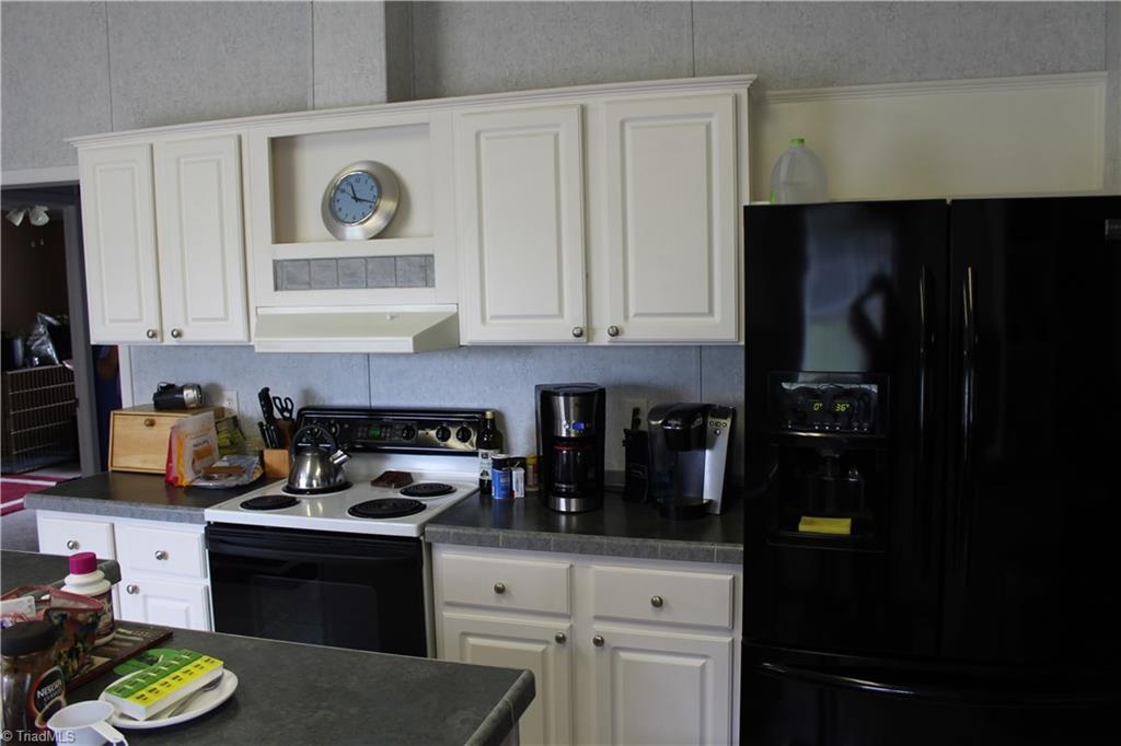 3515 Bernie Road Climax, NC 27233 - Photo 8 of 24 Gallery Image 8