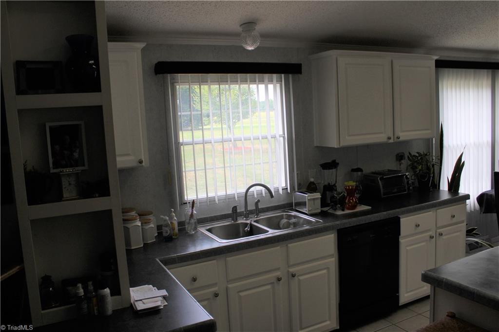 3515 Bernie Road Climax, NC 27233 - Photo 9 of 24 Gallery Image 9